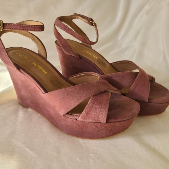 Pour La Victoire Shoes - Pour La Victoire Lavender Suede Platform Sandals